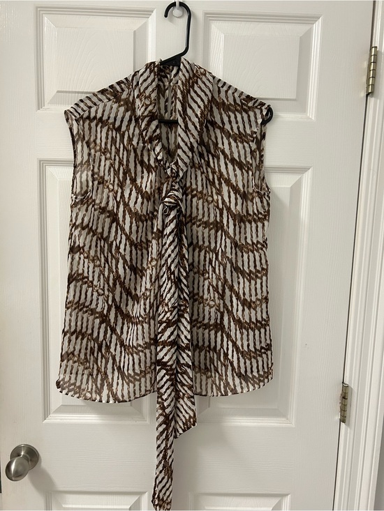 Jones New York Tops - Jones New York SZ 10 Sleeveless Top
